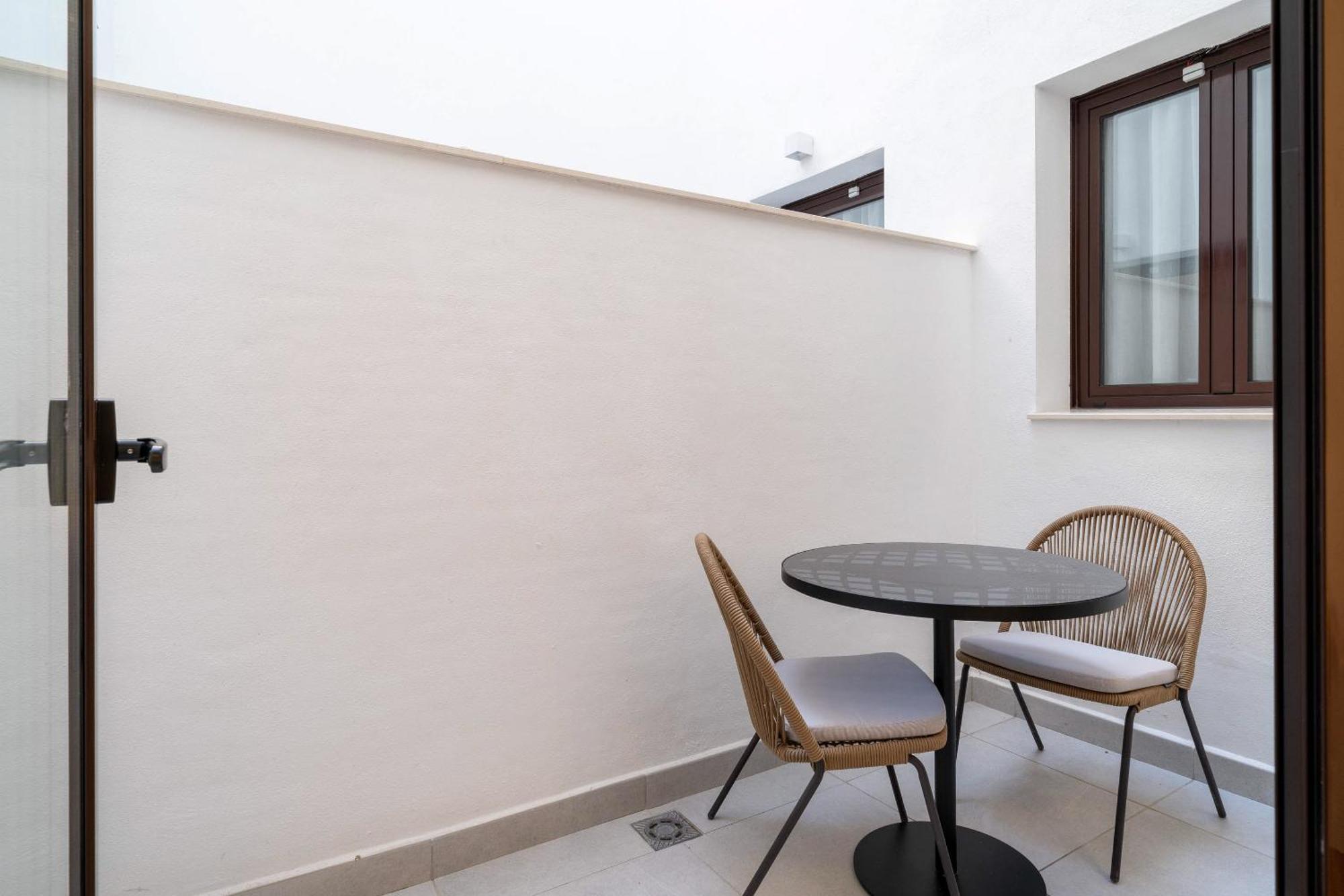 Limehome Malaga Calle Victoria Quarto foto
