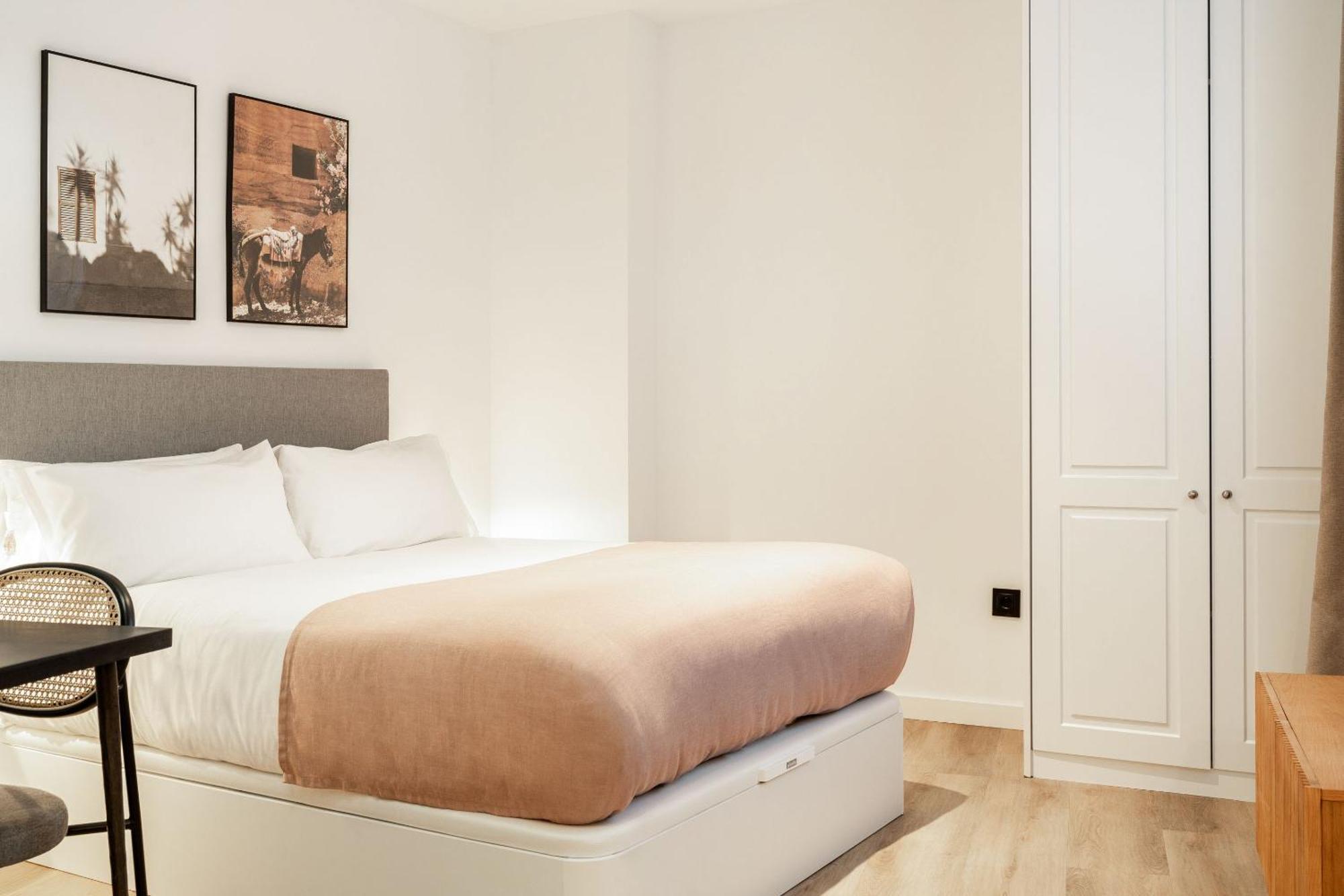 Limehome Malaga Calle Victoria Quarto foto