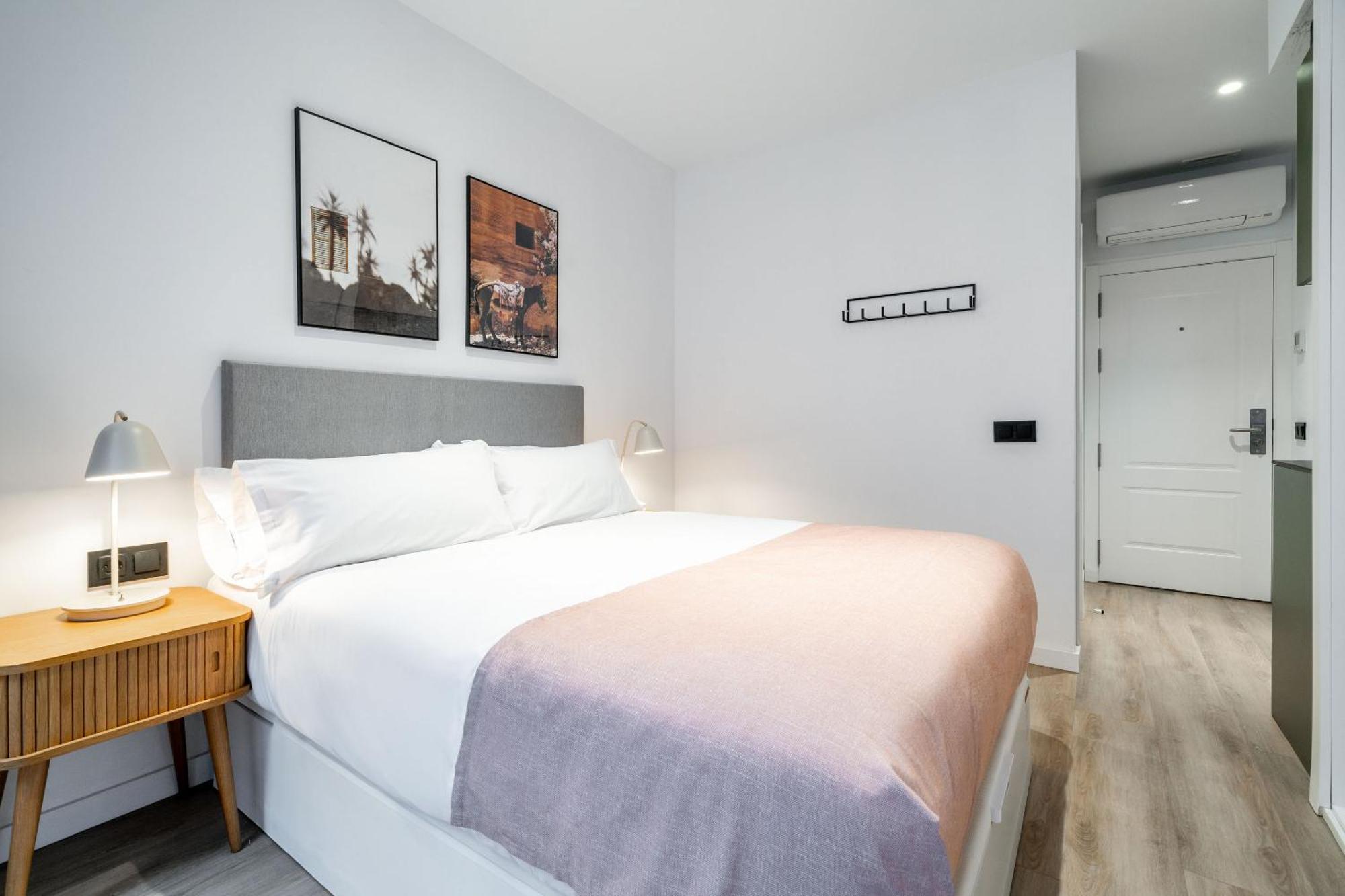Limehome Malaga Calle Victoria Quarto foto