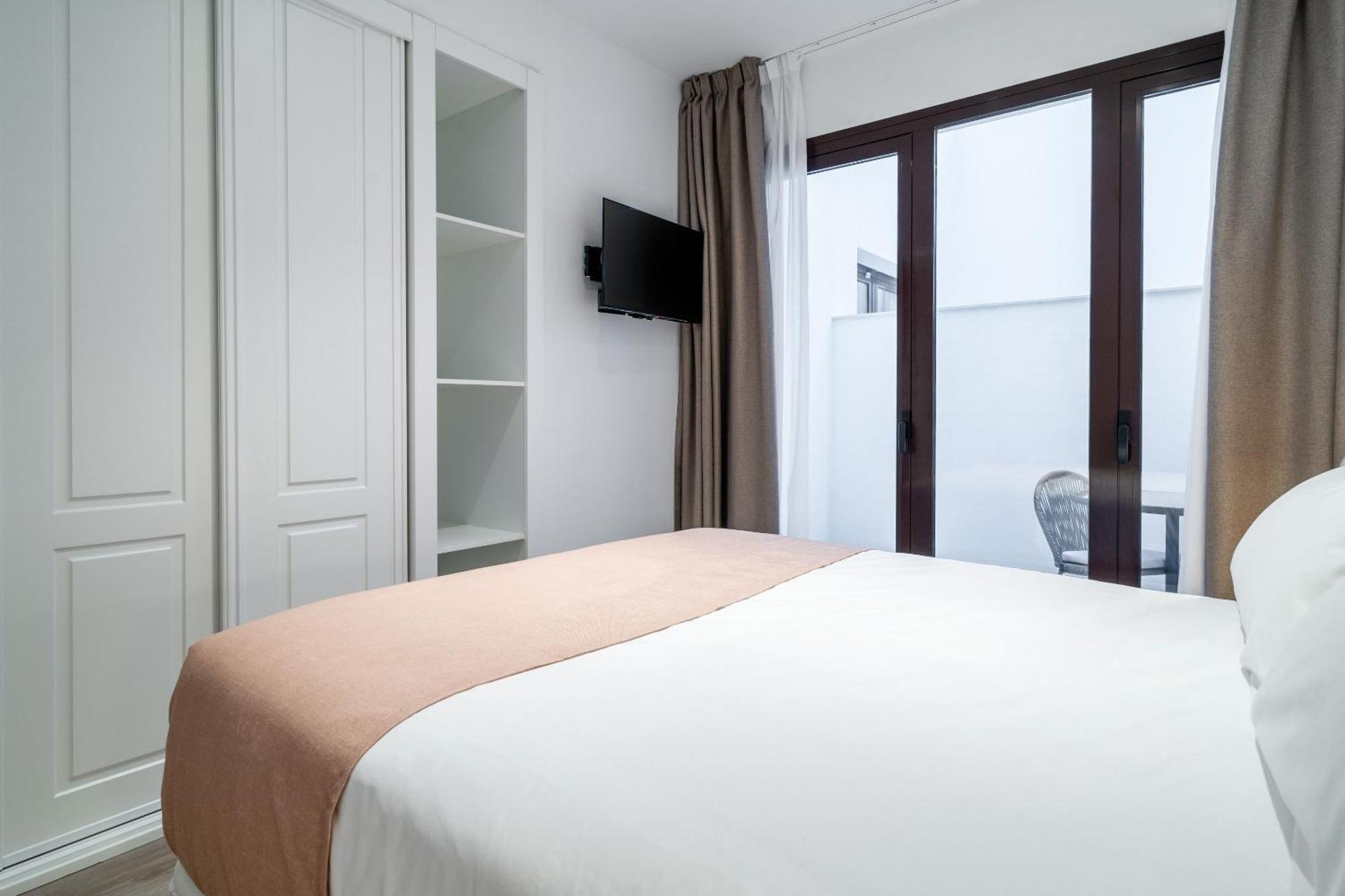 Limehome Malaga Calle Victoria Quarto foto