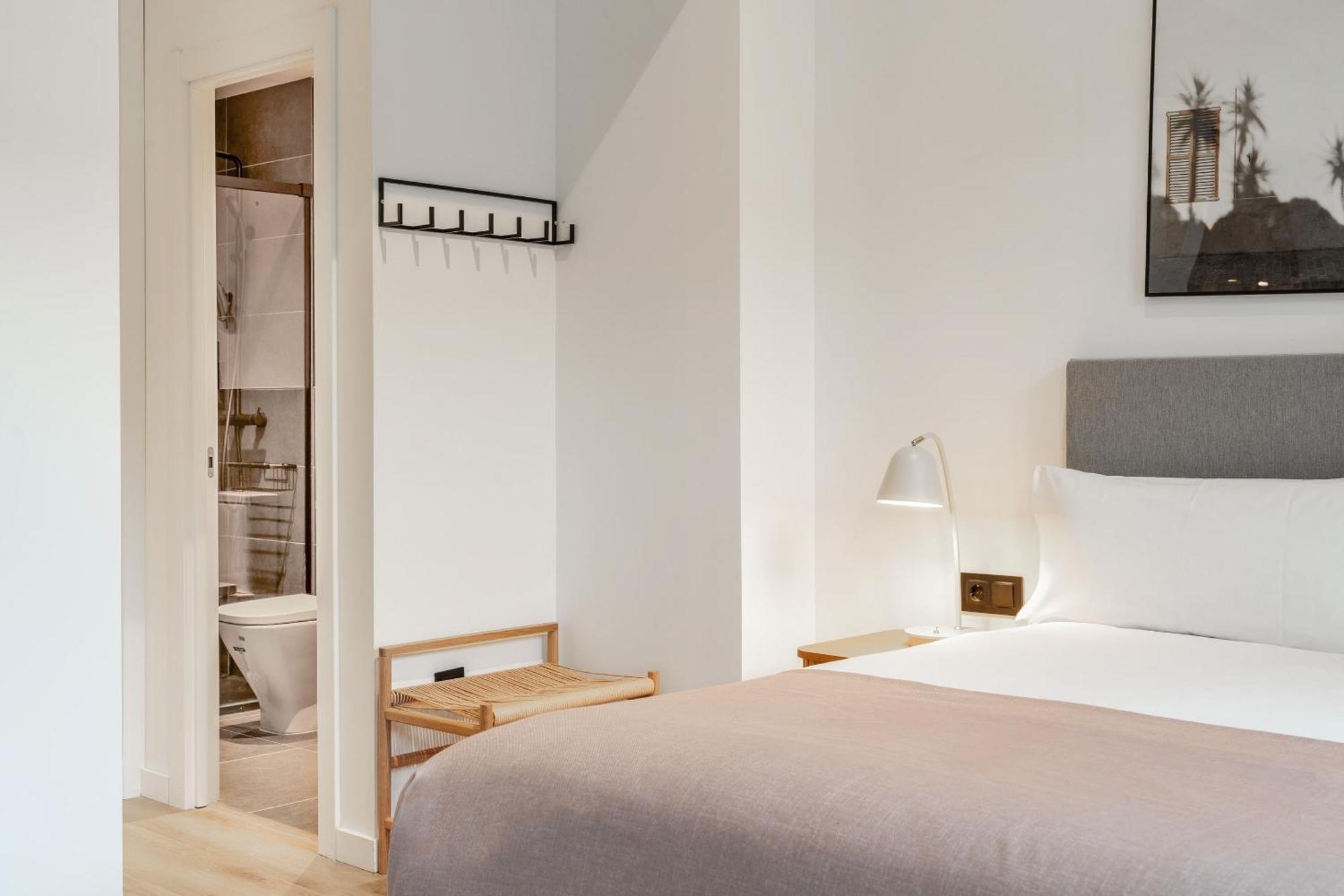 Limehome Malaga Calle Victoria Quarto foto