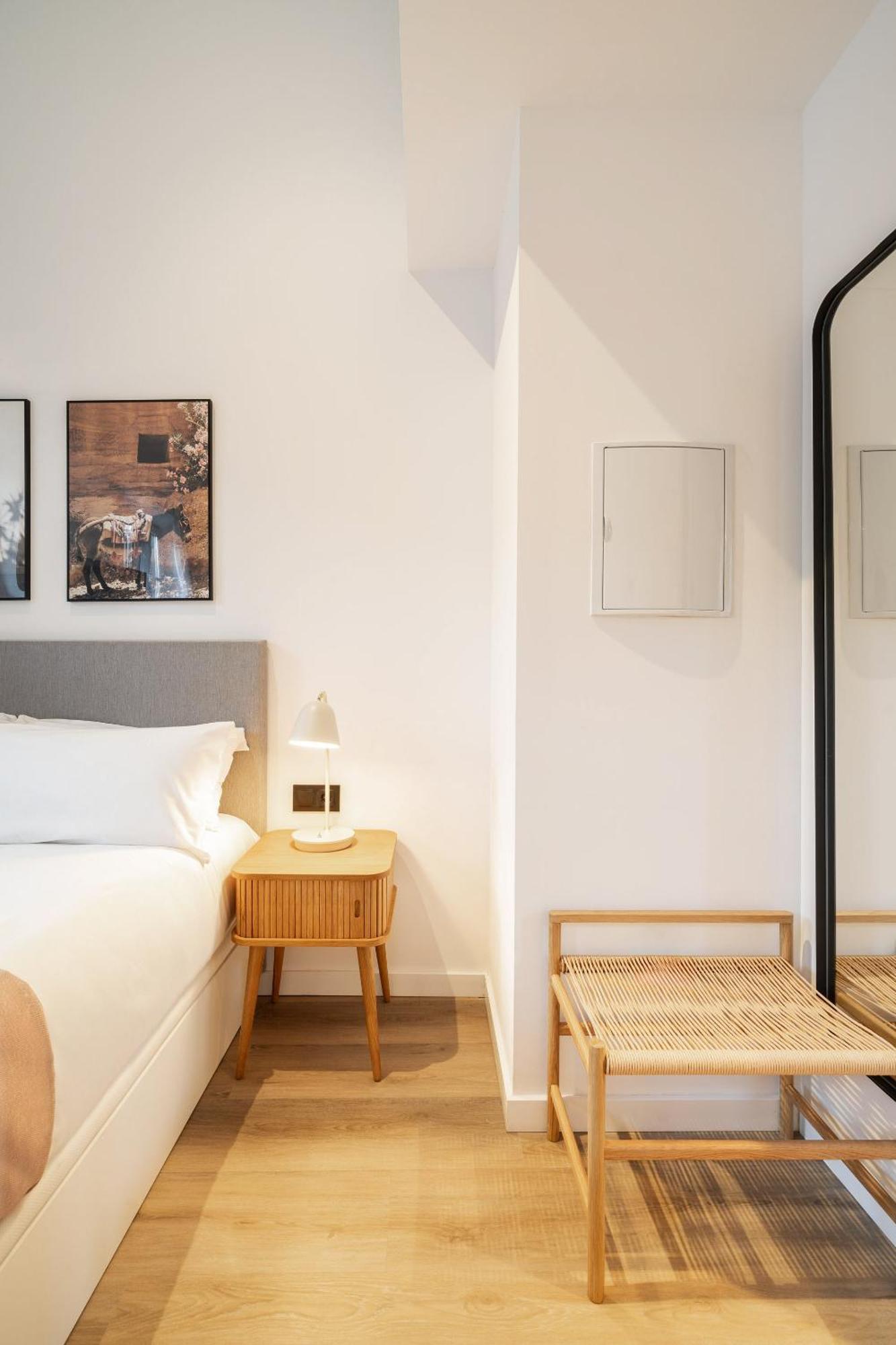 Limehome Malaga Calle Victoria Quarto foto
